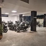 Szálloda Qurku 2 - Center 3*