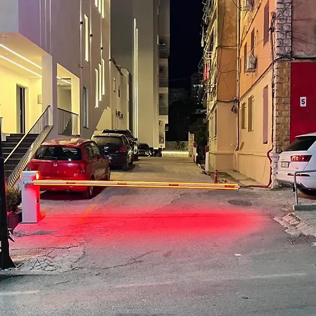 Qurku 2 ホテル Sarandë