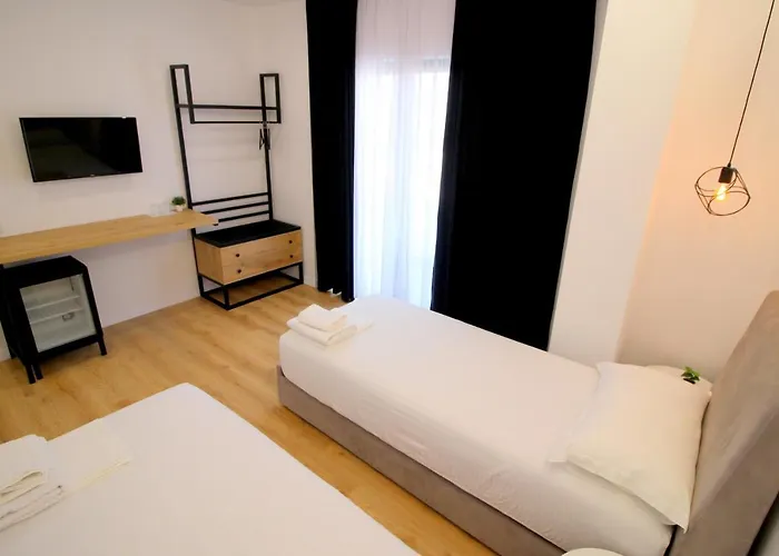 Qurku 2 - Center Hotel