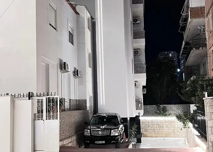 Qurku 2 - Center Hotel