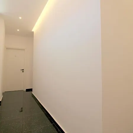 Hotel Qurku 2 - Center 3*