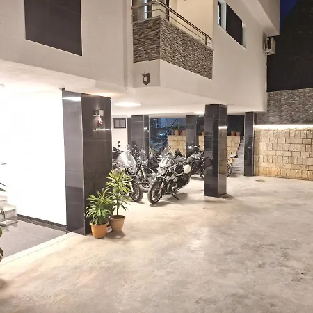 Qurku 2 - Center Hotel 3*