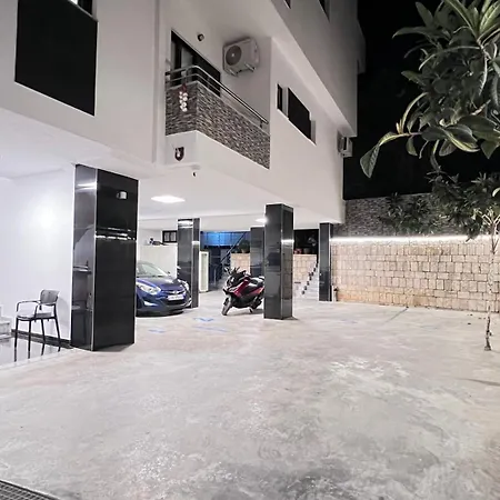 Hotel Qurku 2 - Center 3*
