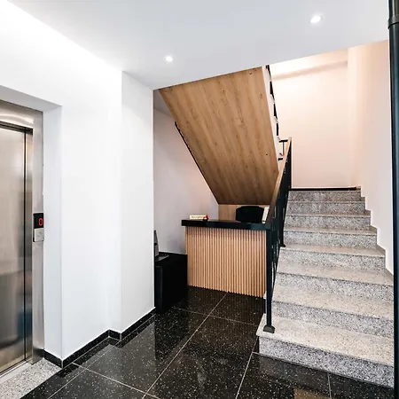 Qurku 2 - Center فندق