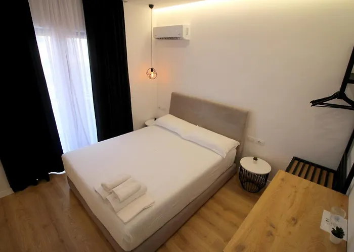 Qurku 2 - Center Hotel Sarande