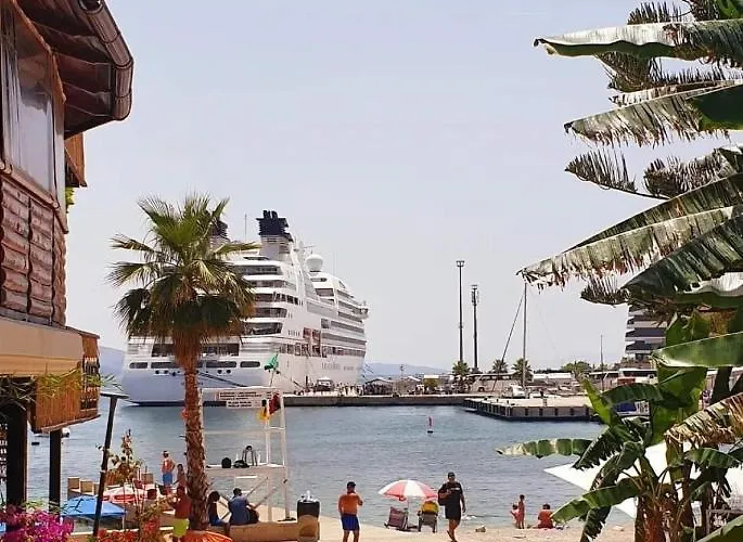 Hotel Qurku 2 - Center 3*
